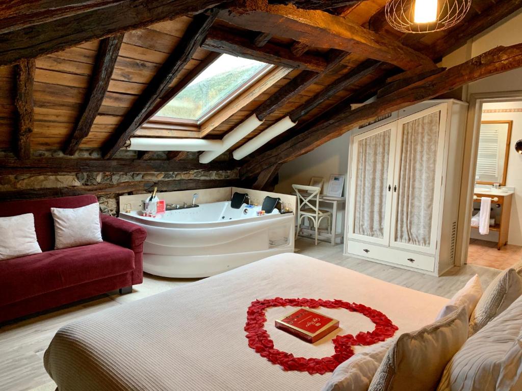 Palacio Torre de Ruesga - Best Hotels in Cantabria