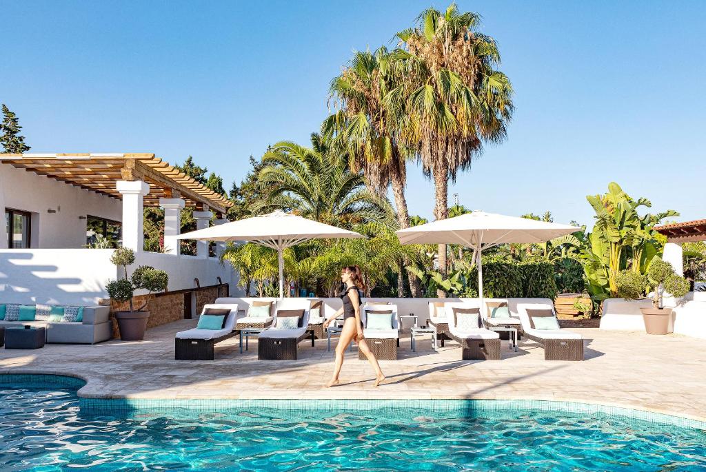 Casa Munich - Hotels with Pools in Ibiza