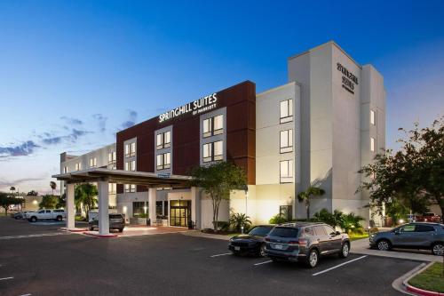 SpringHill Suites by Marriott McAllen Convention Center - Best Hotels with Airport Shuttle Service in Texas