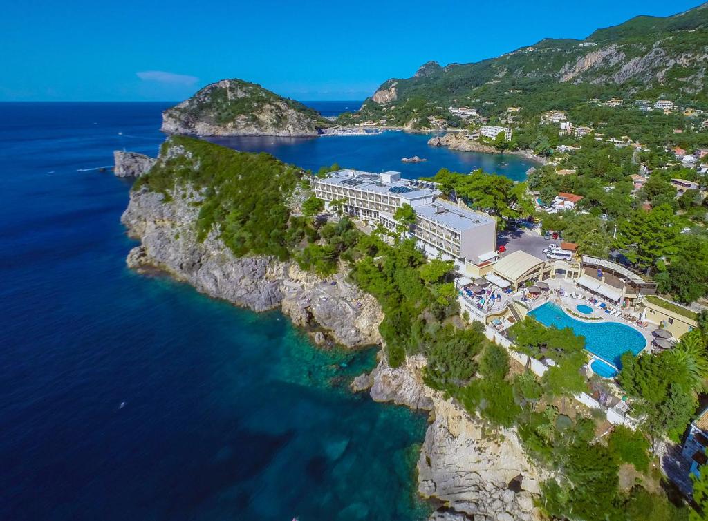 Akrotiri Beach Resort Hotel - Adult Friendly - Best Hotels with Free Breakfast in Corfu