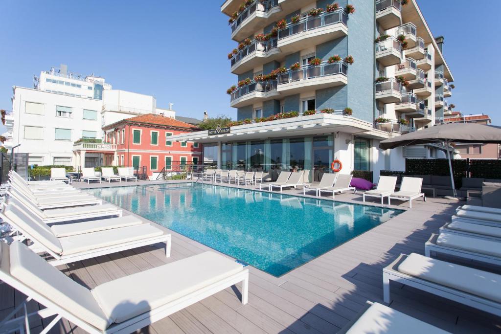 Hotel Adlon - Best Family Hotels in Venice