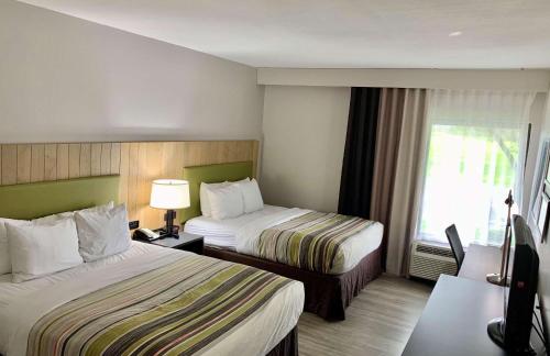 Country Inn & Suites by Radisson, Sandusky South, OH - Best Radisson Hotel Group in Ohio