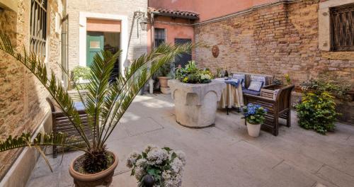 Ca' della Corte - Best Hotels in Venice