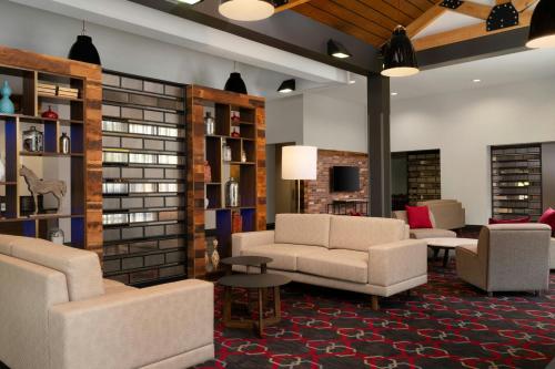 Fairfield Inn & Suites by Marriott Chattanooga - Best Pool Hotels in Chattanooga, TN