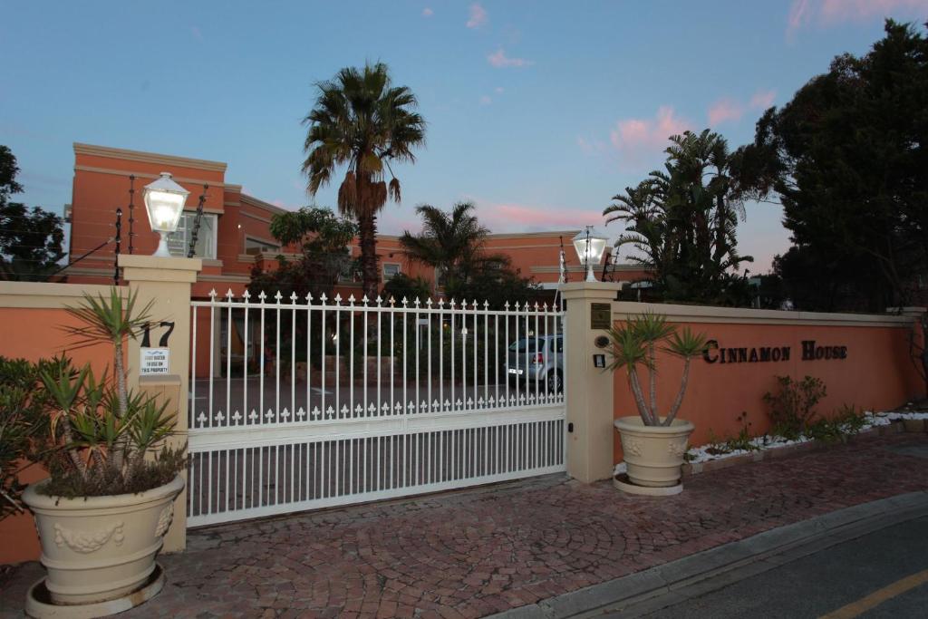 Cinnamon House Bed & Breakfast - Best Hotels in Western Cape