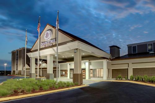 Doubletree by Hilton Harrisonburg - Best Fitness Hotels in Harrisonburg, VA