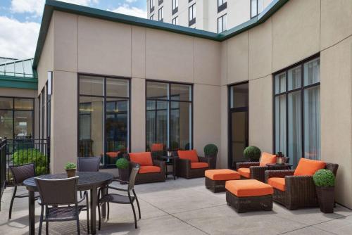 Hilton Garden Inn Toronto Airport West/Mississauga - Best Parking Hotels in Toronto