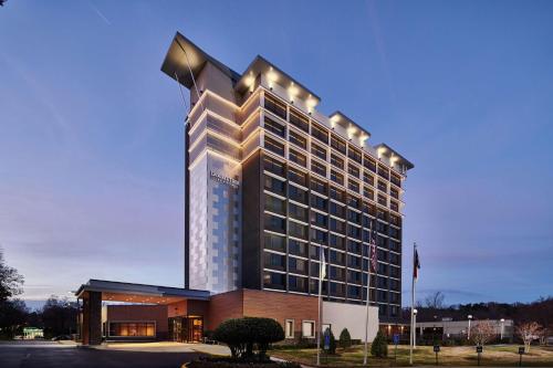 Doubletree By Hilton Raleigh Crabtree Valley - Best Parking Hotels in Raleigh, NC