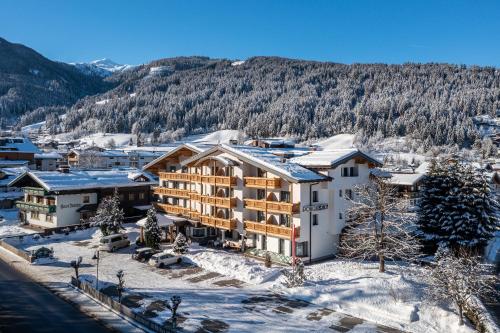 Hotel Pongauerhof - Best Pool Hotels in Innsbruck