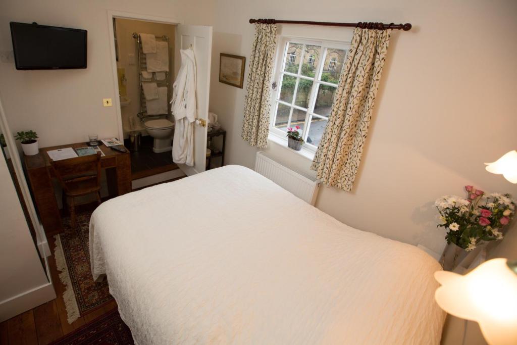 5 Chapel Street Bed and Breakfast - Cambridge Hotels with Parking