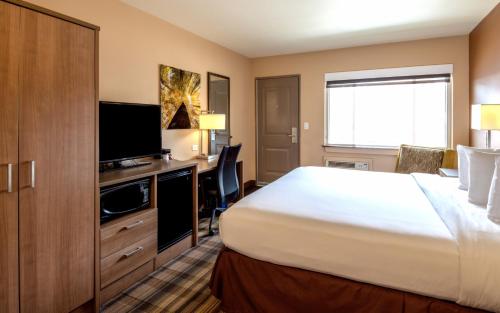 suite hotels in Boulder