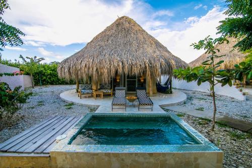 Blue Apple Beach - Best Hotels in Tierra Bomba