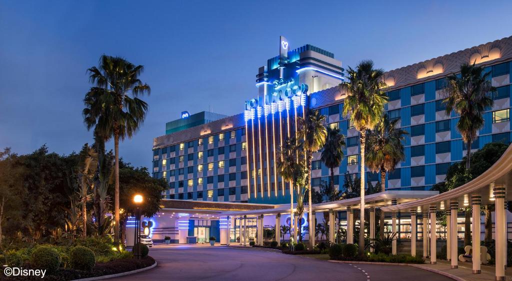 Disney's Hollywood Hotel - Best Pool Hotels in Hong Kong