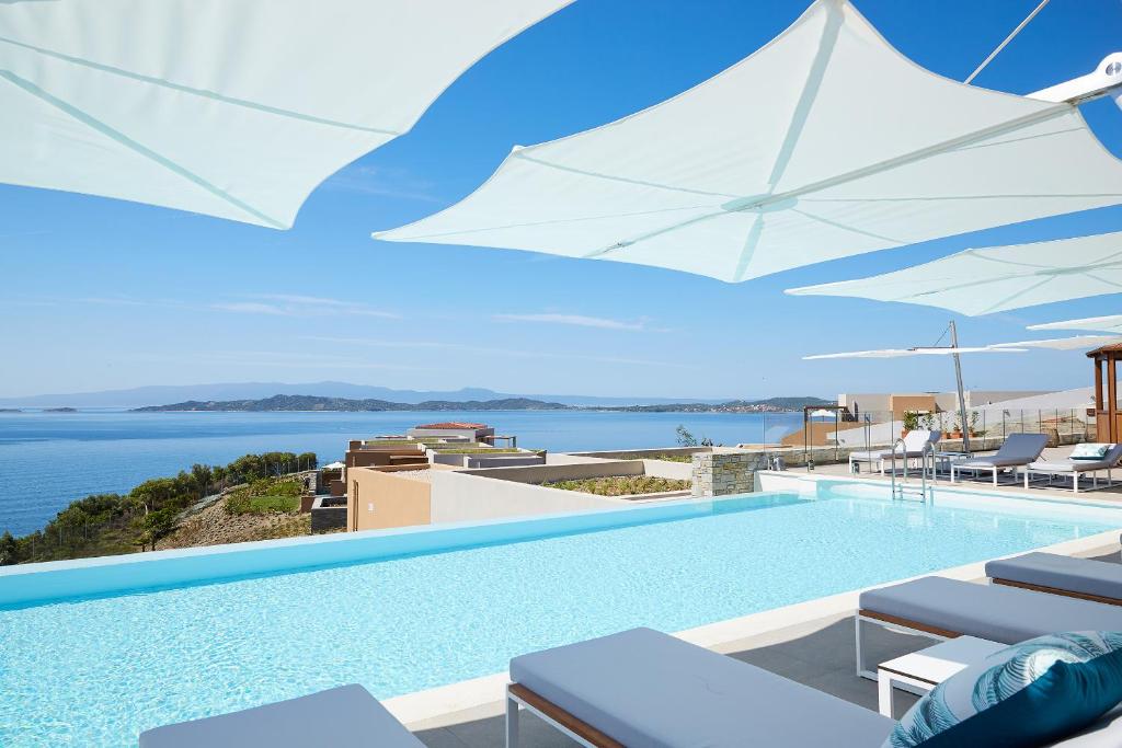 Eagles Villas - Small Luxury Hotels of The World - Best Beach Hotels in Halkidiki