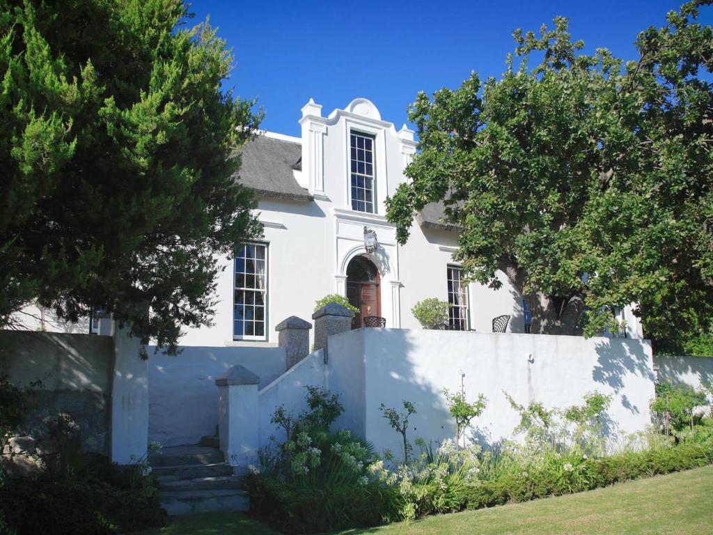 The Manor House - Best Hotels in Cape Town