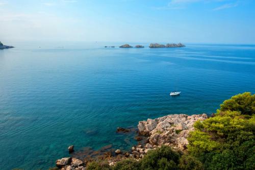 Royal Neptun Hotel - Best Business Hotels in Dubrovnik