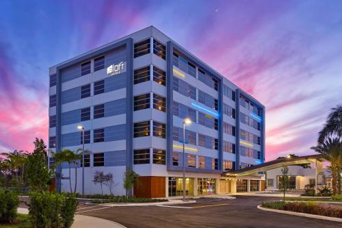 Aloft Miami Airport - Best Hotels with Airport Shuttle Service in Miami, FL