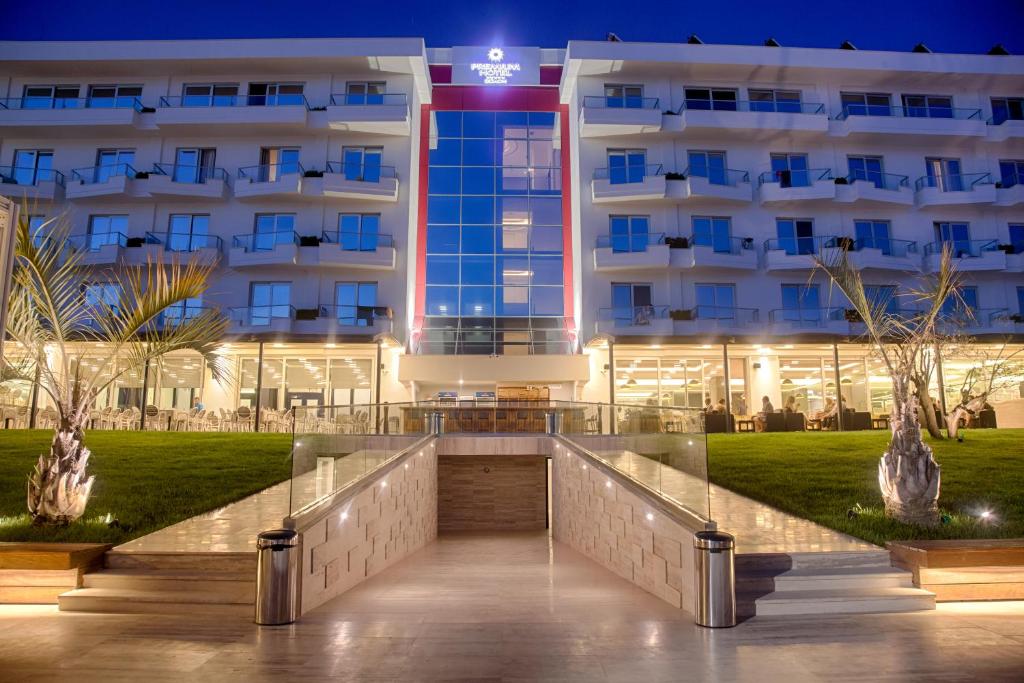 Premium Beach Hotel - Best Parking Hotels in Albania