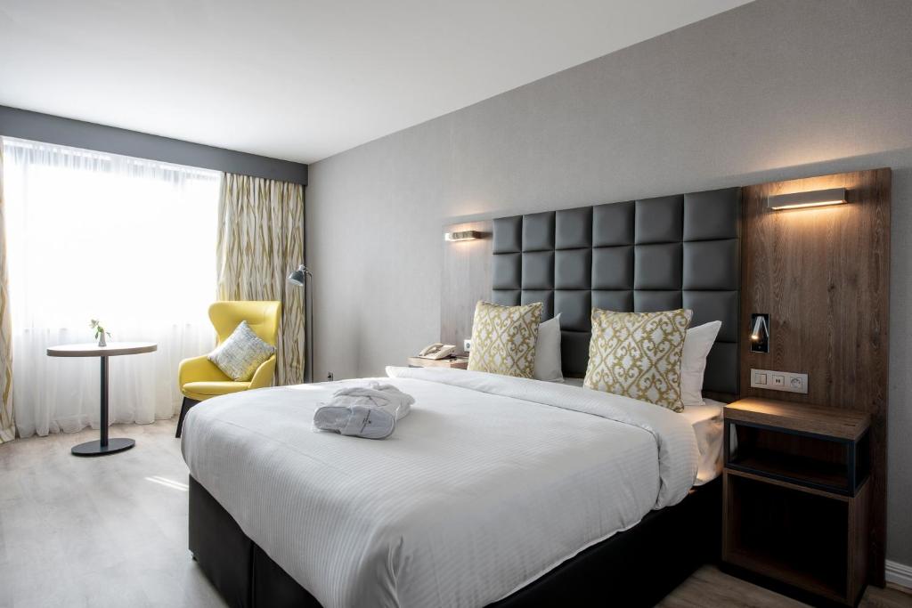 Gresham Belson Hotel Brussels - Best Hotels with Airport Shuttle Service in Brussels