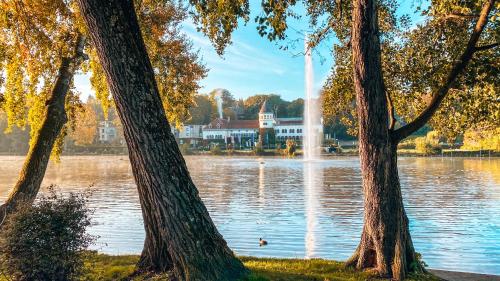Martin's Château Du Lac - Best Parking Hotels in Brussels