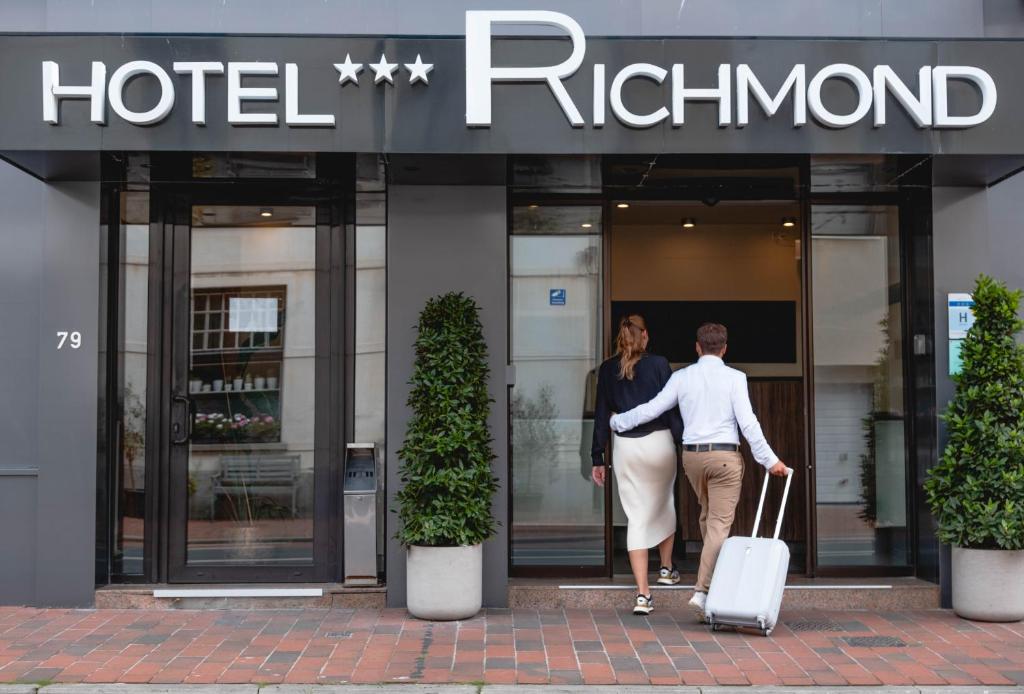Hotel Richmond - Best Hotels with Free Breakfast in Bruges
