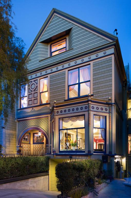 Noe's Nest Bed and Breakfast - Best Hotels with Free Breakfast in San Francisco, CA