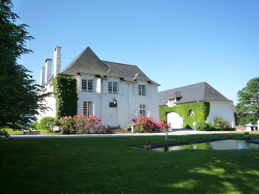 Clos Mirabel Manor - B&B - Best Hotels in Pau