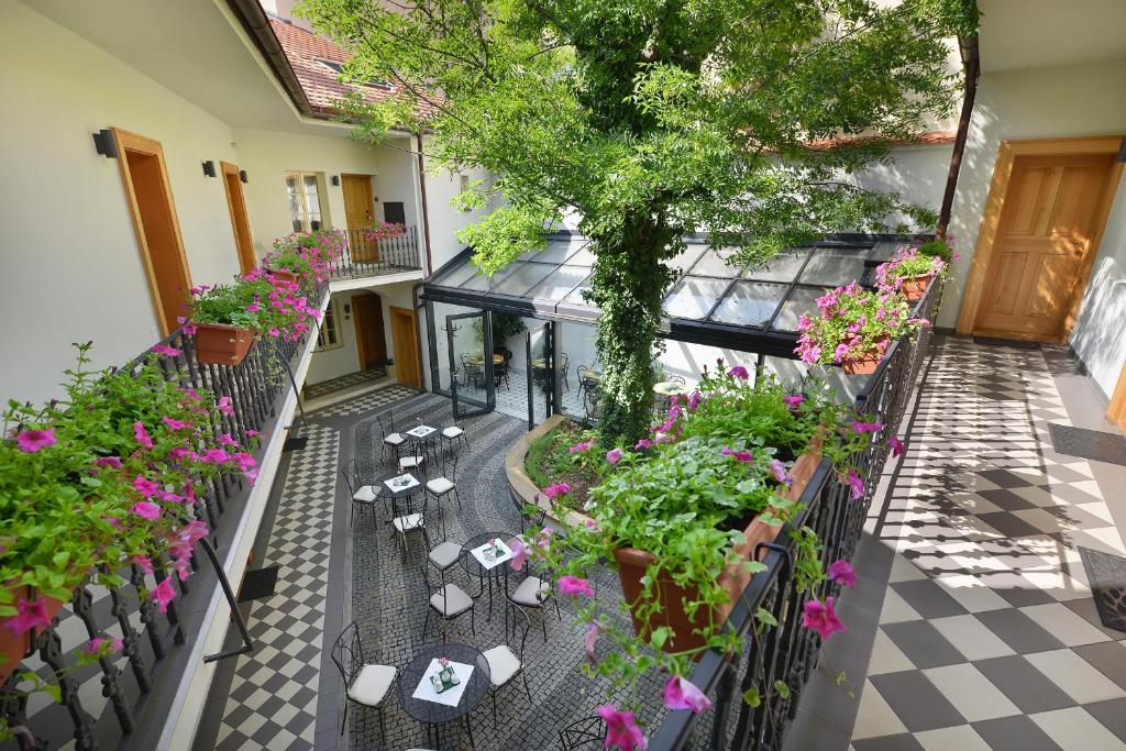 Hotel At the White Lily - Best Family Hotels in Czechia