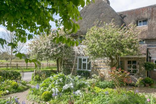 Tudor Cottage B&B Frampton - Best Hotels in Dorset
