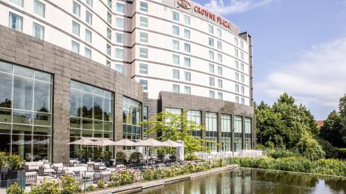 Crowne Plaza Brussels Airport by IHG - Best Pet-Friendly Hotels in Brussels