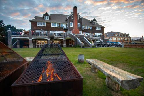 McMenamins Gearhart Hotel - Best Hotels in Oregon