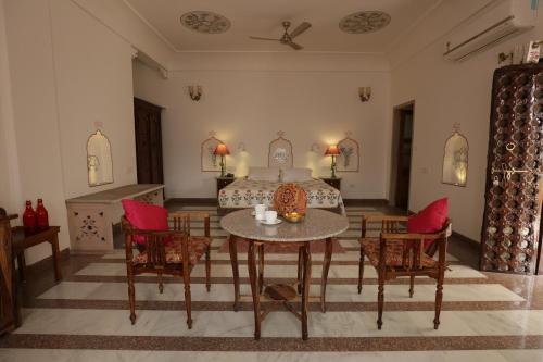 Dera Mandawa - Best Hotels in Jaipur