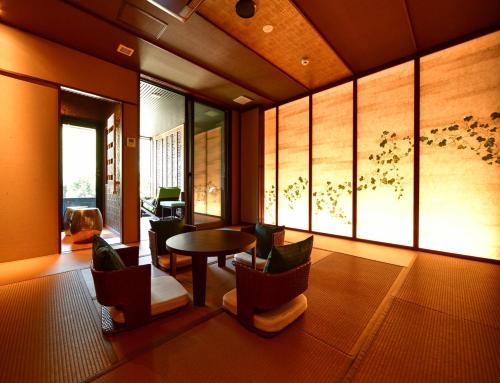 Balinese onsen ryokan Hakone Airu - Best Hotels near Fuji-Hakone-Izu National Park