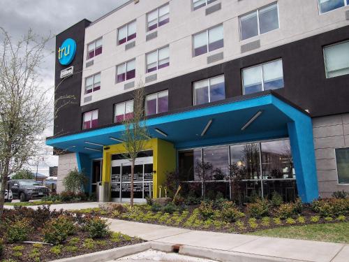 Tru By Hilton Oklahoma City Airport, Ok - Best Hotels with Free Breakfast in Oklahoma City, OK