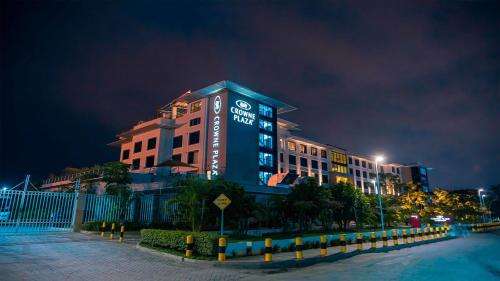 Crowne Plaza Nairobi Airport by IHG - Best Parking Hotels in Nairobi