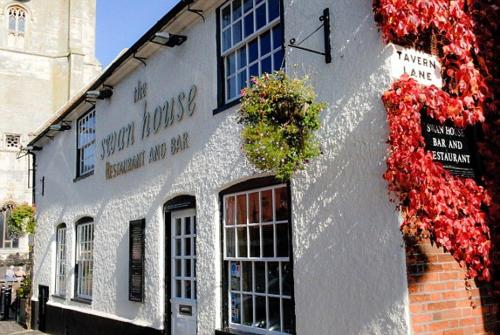 Swan House - Best Hotels in Suffolk