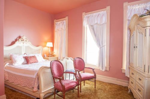The Historic Wolf Hotel