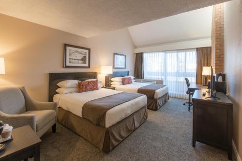 The Embassy Inn - Best Hotels with Free Breakfast in Michigan