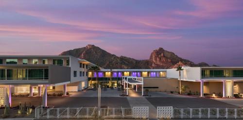 Mountain Shadows Resort Scottsdale - Best Hotels in Arizona