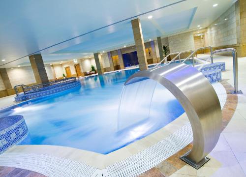 Bonnington Hotel & Leisure Centre - Best Pool Hotels in Dublin
