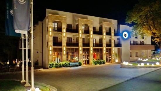 SL Industry Hotel - Best Parking Hotels in Bosnia and Herzegovina