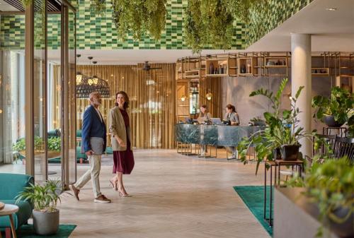 Hyatt Regency Amsterdam - Best Spa Hotels in Amsterdam