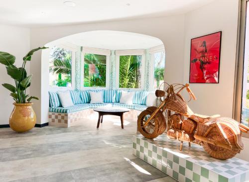 Kyriad Cannes - Mandelieu - Best Parking Hotels in Cannes