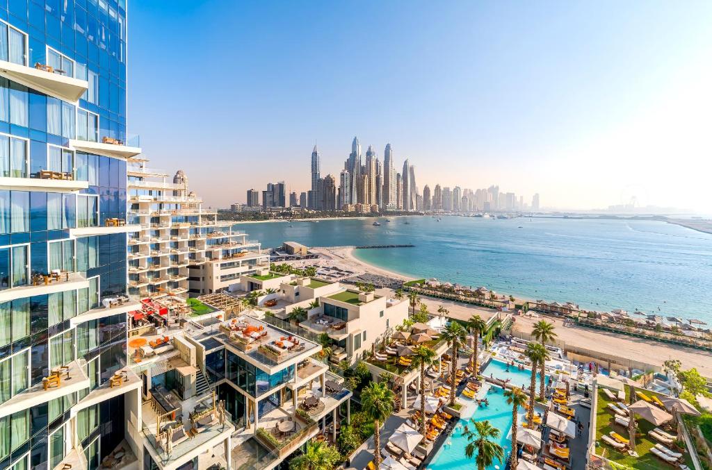 FIVE Palm Jumeirah Dubai - Hotels with Pools in Dubai