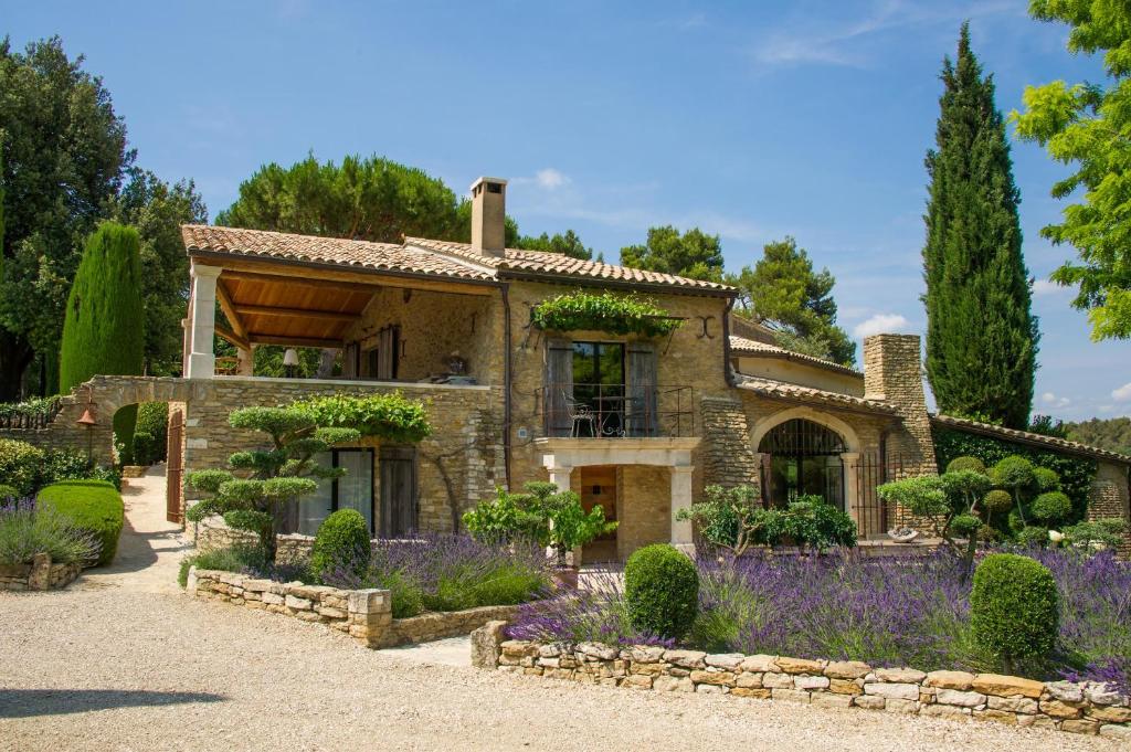 Domaine Les Roullets - Best Boutique Hotels in Provence