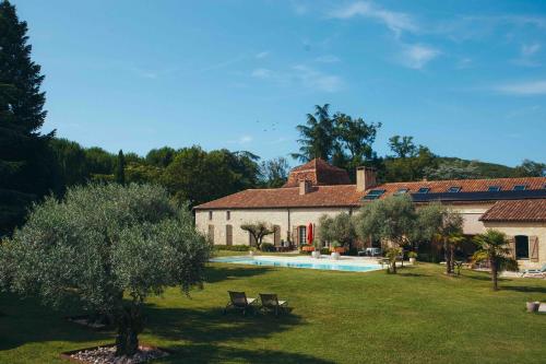 Domaine de Labarthe Maison d'hotes - Best Hotels in Lot