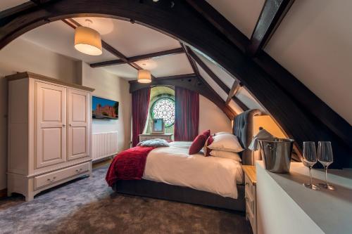St Nicholas Boutique Hotel