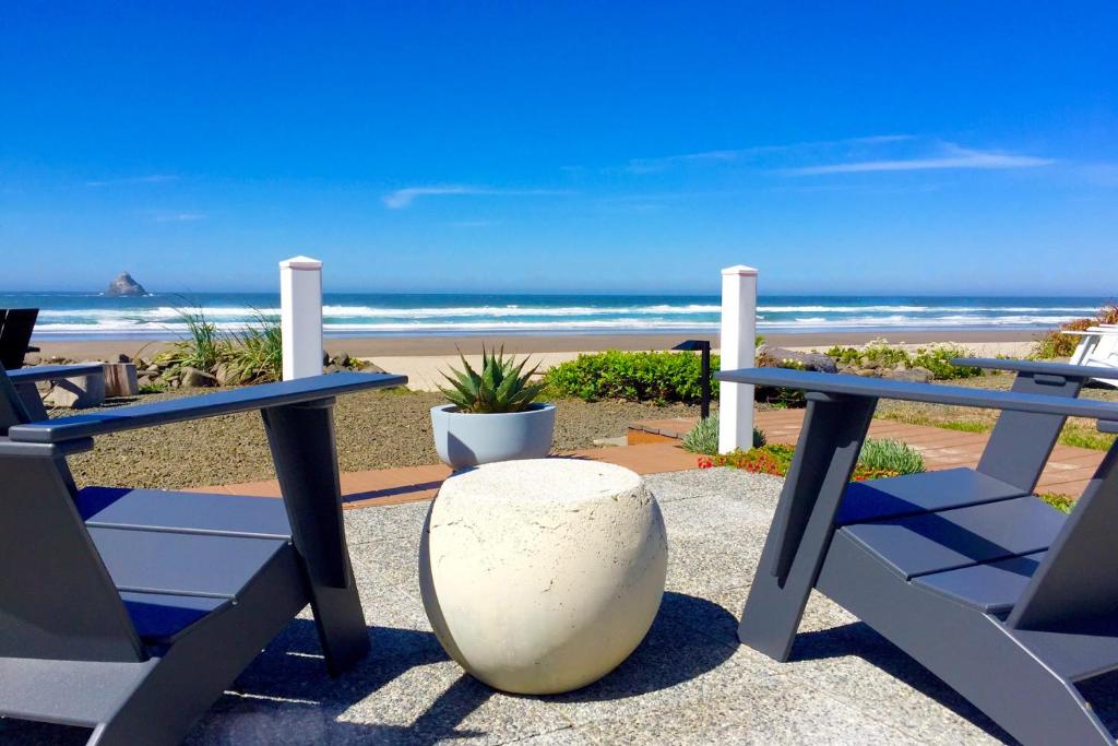 Ocean Point Inn - Best Hotels in Oregon