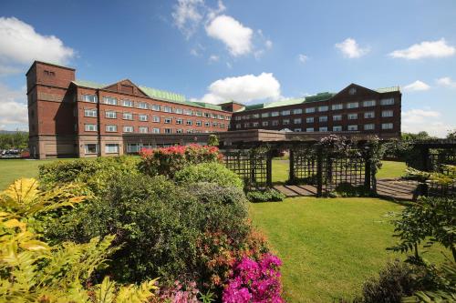 The Golden Jubilee Hotel - Best Parking Hotels in Glasgow