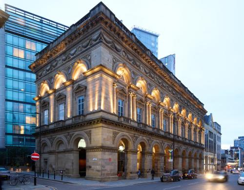 The Edwardian Manchester, A Radisson Collection Hotel - Top Manchester Hotels with Pools
